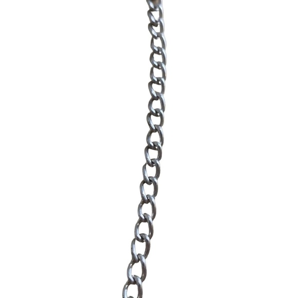 Y2K | Yellow | Triangle | Silver color | Necklace - Picture 4 of 5